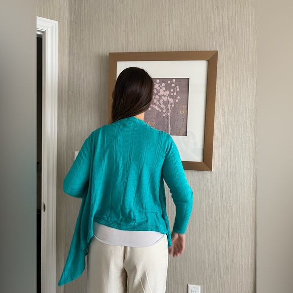 Designer top - Picture 3 of 11